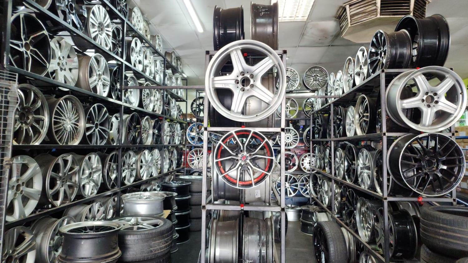 City Tyres image 10