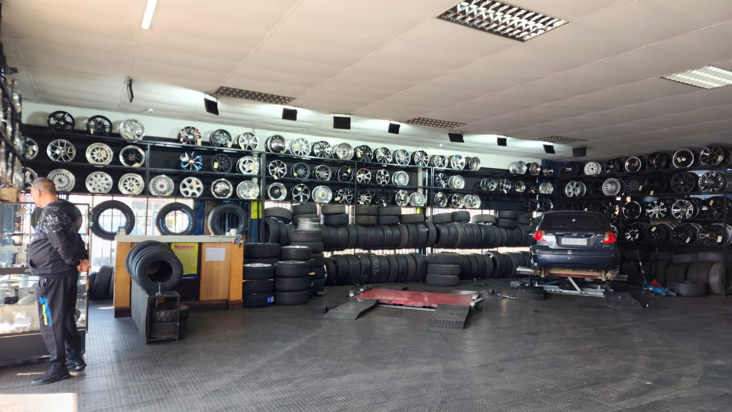 City Tyres image 8