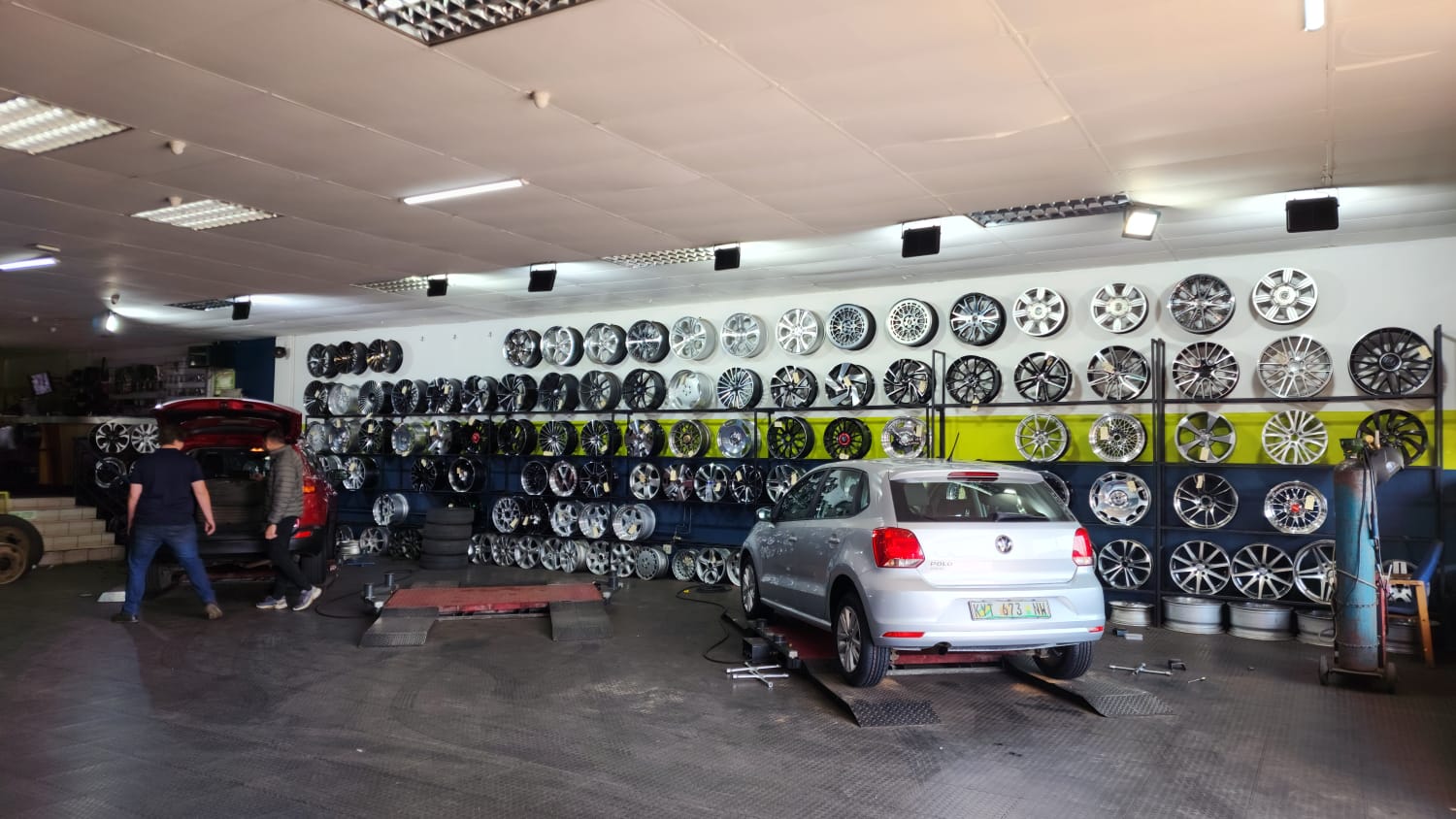 City Tyres image 9